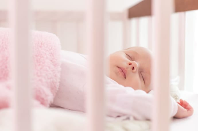 How To Handle A Baby Won't Sleep In Crib Alone? How To Handle A Baby Won't Sleep In Crib Alone?