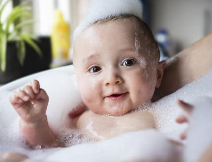 Baby Sweating A Lot – This Is What You Should Know Baby Sweating A Lot – This Is What You Should Know