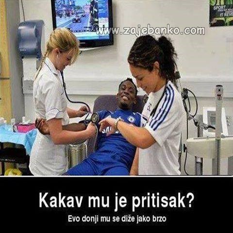 mjerenje pritiska smiješna slika