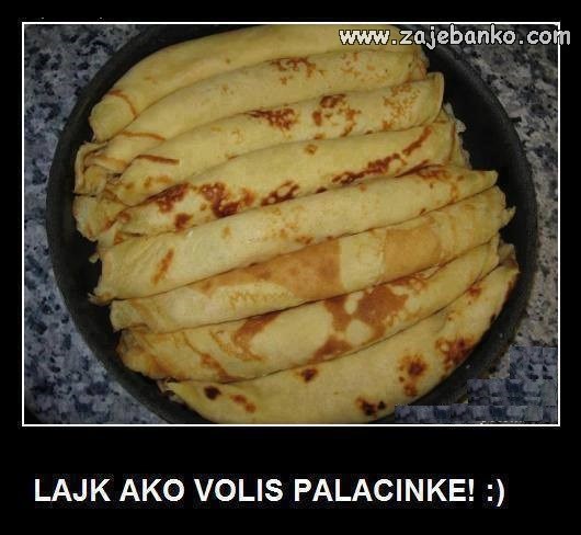 palačinke s marmeladom