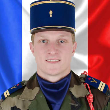En hommage à PE