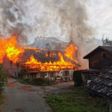 La commune de Saint-Gervais les bains lance une cagnotte solidaire pour aider François Curral, victime de l'incendie de sa ferme.