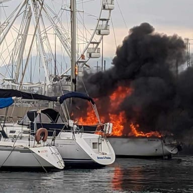 Incendie Voilier Cécé (Canet en Roussillon)