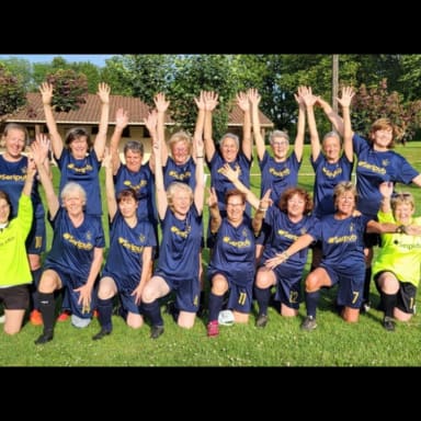 SOUTENEZ LES REINES DU FOOT !