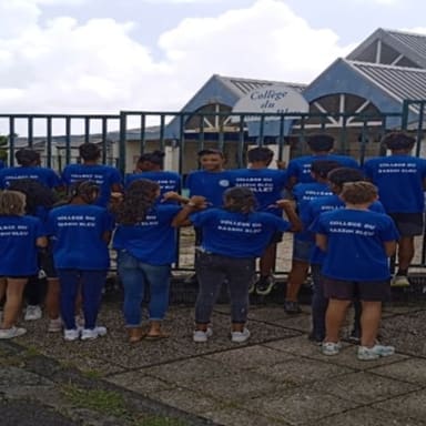 AS du Collège du Bassin Bleu aux Jeux d'athlétisme Océan Indien à l'île Maurice