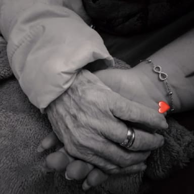 Cagnotte pour permettre à notre maman, mamie d'être enterré à La Réunion