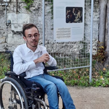 Aider Thibault à réaliser son stage en Norvège