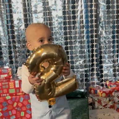 Aider des parents à se battre pour leur fils qui a un cancer