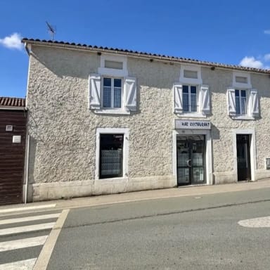 Bar restaurant