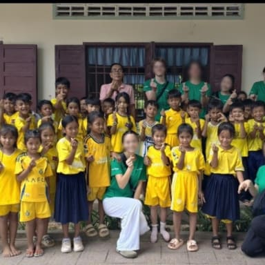 Kits dentaires pour une école au Cambodge: Projet La vie à pleines dents