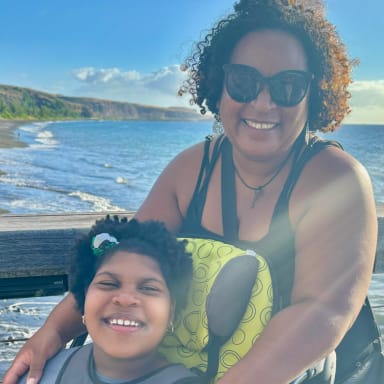 Aidons ma maman à offrir un véhicule adapté à ma petite sœur