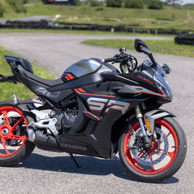 Aidez moi à acheter ma première moto