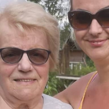 M aider a racheter la maison de ma mamie pour pas quel soit vendu a des étranger