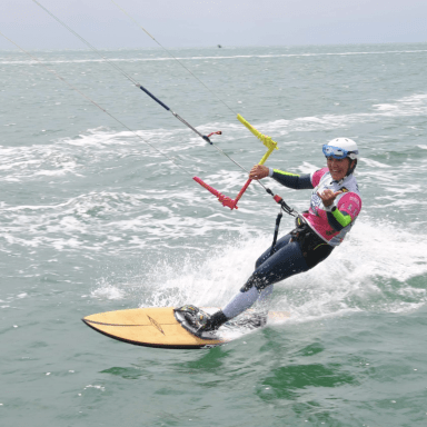 La Traversée en kite surf pour soutenir les femmes et enfants victimes de violences