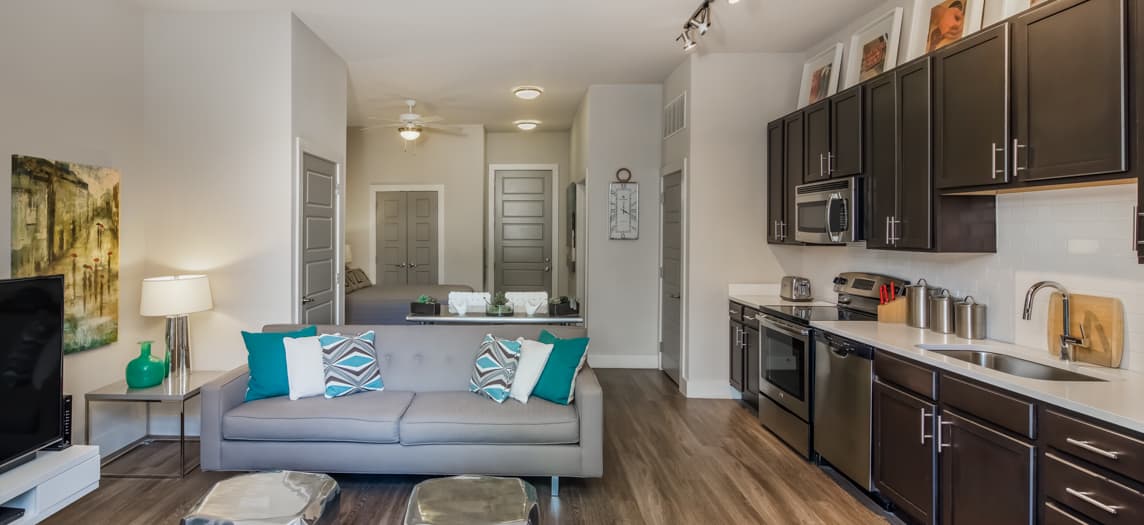Acklen West End Luxury Apartments in Nashville, TN MAA