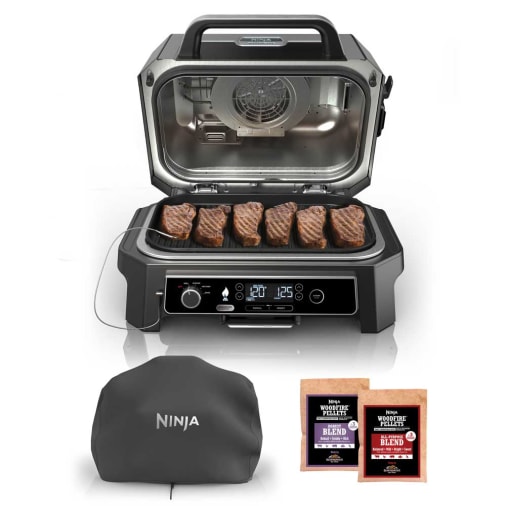 Ninja Woodfire™ Pro Outdoor Grill & Smoker with Built-in