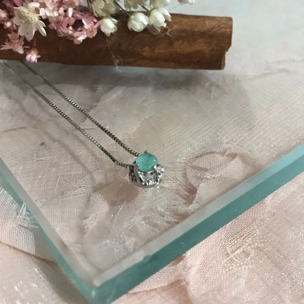 Colar bolinha cristal esmeralda colombiana fusion prata 925 - A Dondoca