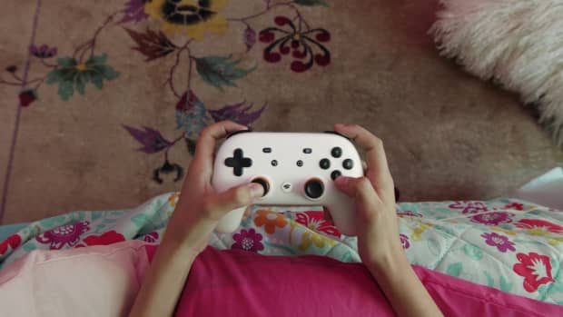 Google Stadia Controller in Hands