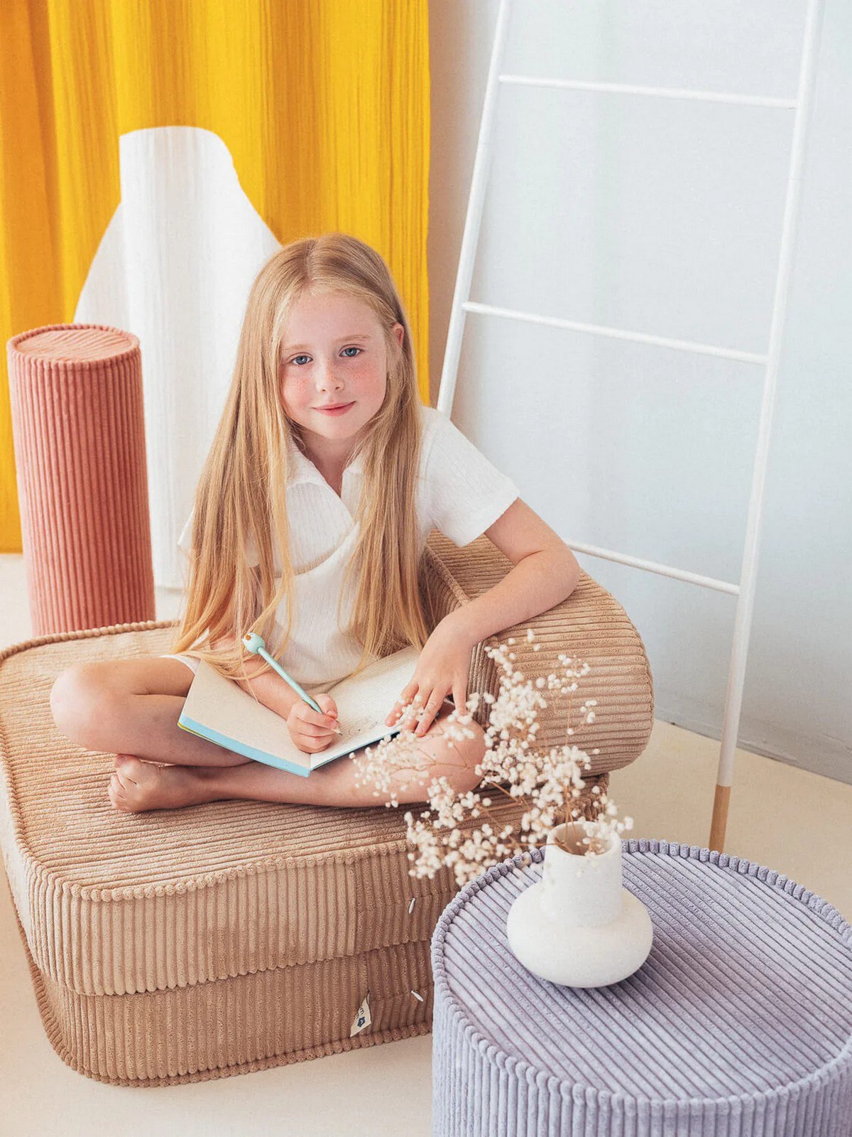 Looking for a versatile and practical seating and sleeping option for your child? A kids flip chair might be just what you need! Learn about the different types, age appropriateness, safety features, and benefits of kids flip chairs in this informative article.