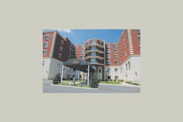 The Bristal at Westbury WB_Exterior
