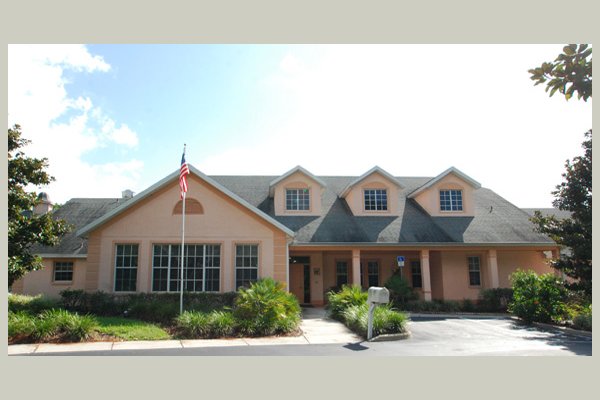 Sterling House and Clare Bridge of Leesburg img_04410