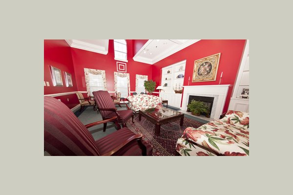 Chancellor's Village chancellors-village-livingroom