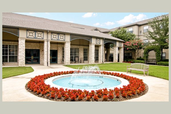 Town Village North Dallas img_51310