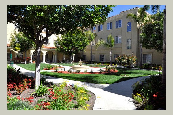 Emeritus at Carlsbad 56NHWF_still_odr-area