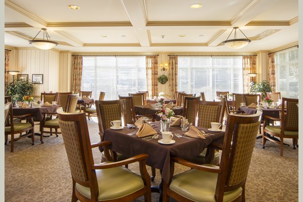 Sunrise of Belmont 63210_SunriseofBelmont_Belmont_CA_Dining