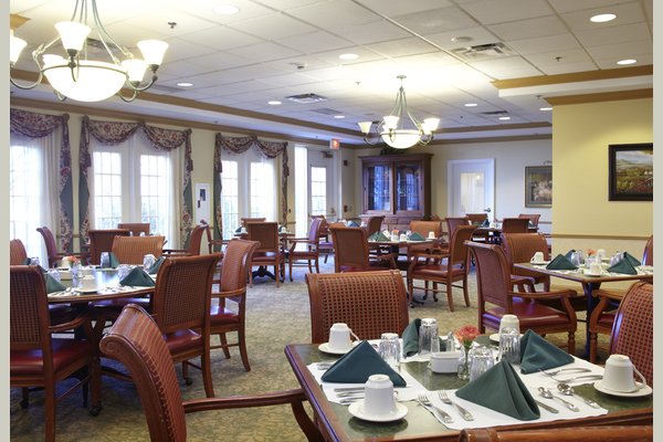 Brighton Gardens of St. Charles 62019BrightonGardensofStCharlesStCharlesILDining