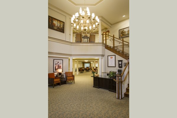 Sunrise Assisted Living of Bloomfield Hills 63329_SunriseofBloomfieldHills_BloomfieldHills_MI_Lobby