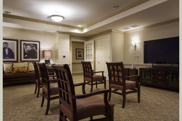 Sunrise Assisted Living of Bloomfield Hills 63329_SunriseofBloomfieldHills_BloomfieldHills_MI_RecRoom