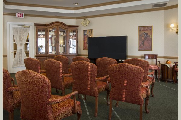 Sunrise of Grosse Pointe Woods 63117_SunriseofGrossePointeWoods_GrossePointeWoods_MI_RecRoom