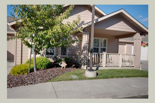 Emeritus at Sequoia Springs 4SNQCV_still_gctt4