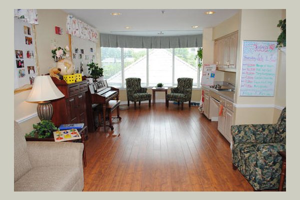 Emeritus at Arlington NXM4C3_still_4s