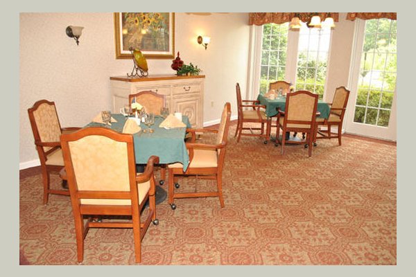 Emeritus at Deep Run SQAQ2M_still_DSC