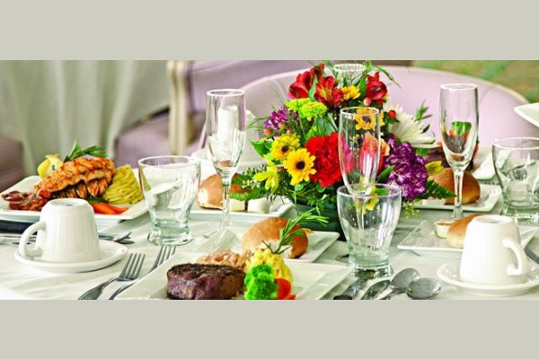 THE FORUM AT DEER CREEK thumb_dining-a-table-setting