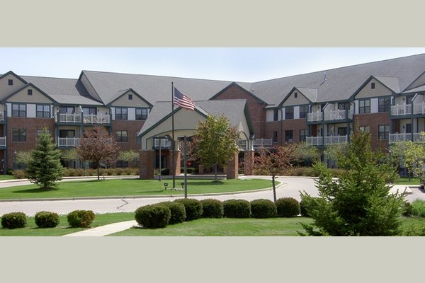 Meadowmere Madison Assisted Living Community thumb_meadowmeremadison-wi-header10