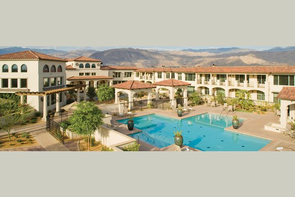 Segovia palm-desert-senior-living
