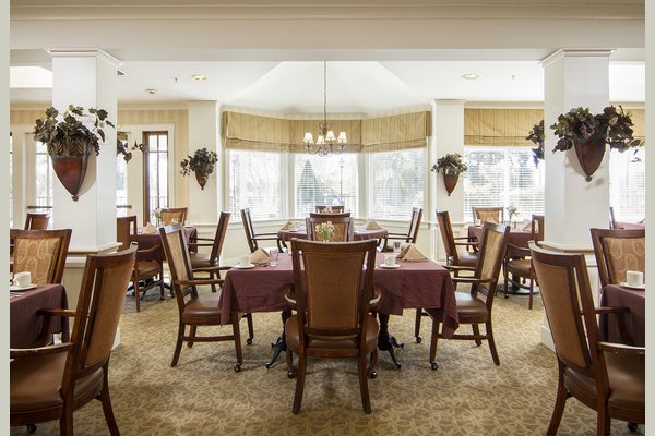 Sunrise at Alta Loma 63215_SunriseatAltaLoma_RanchoCucamonga_CA_Dining