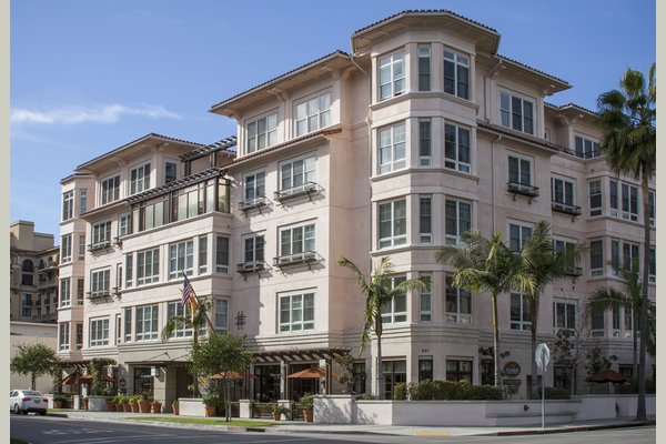 Sunrise of Beverly Hills 63000_SunriseofBeverlyHills_BeverlyHills_CA_Exterior2