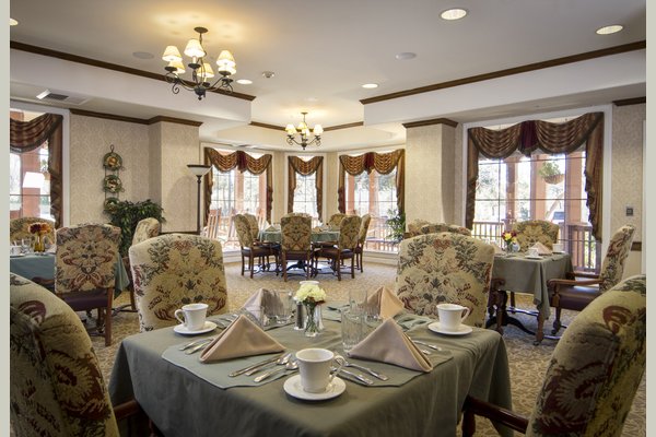 Sunrise of Westlake Village 63030_SunriseofWestlakeVillage_WestlakeVillage_CA_Dining