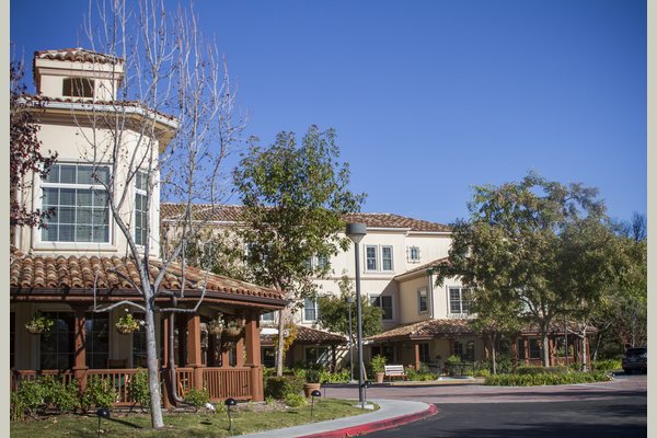 Sunrise of Westlake Village 63030_SunriseofWestlakeVillage_WestlakeVillage_CA_Exterior
