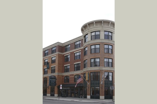 Sunrise of Lincoln Park 63029_SunriseofLincolnPark_LincolnPark_IL_Exterior2