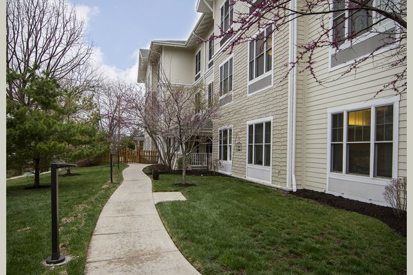 Sunrise of Lenexa 63236_SunriseofLenexa_Lenexa_KS_Gardensmall