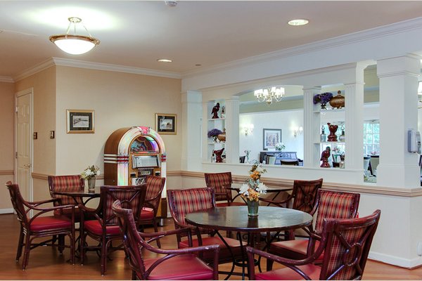 Sunrise of Lincroft Lincroft-Bistro