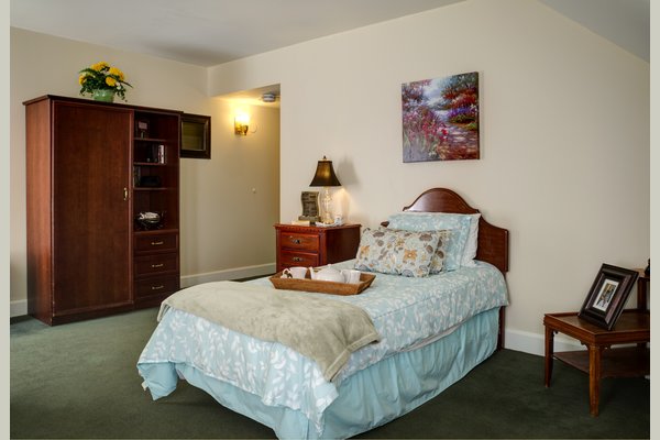 Sunrise of Bexley 63078_SunriseofBexley_Columbus_OH_AptBed