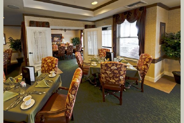 Sunrise of Sandy 63298_Sandy_DiningRoom