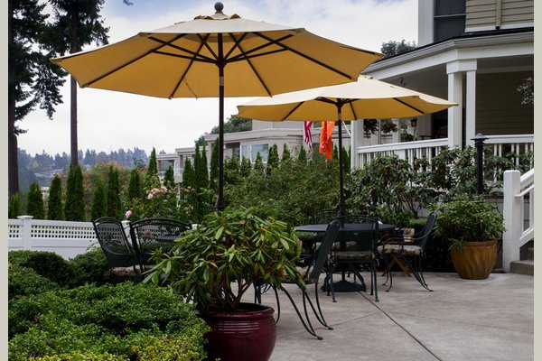 Sunrise of Mercer Island 63055_SunriseofMercerIsland_MercerIsland_WA_ExteriorPorch2