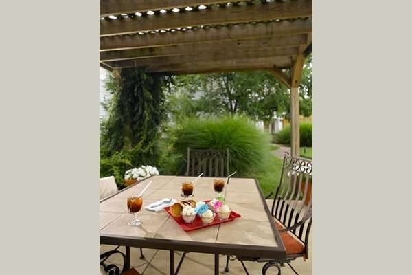 Atria Springdale 10258009